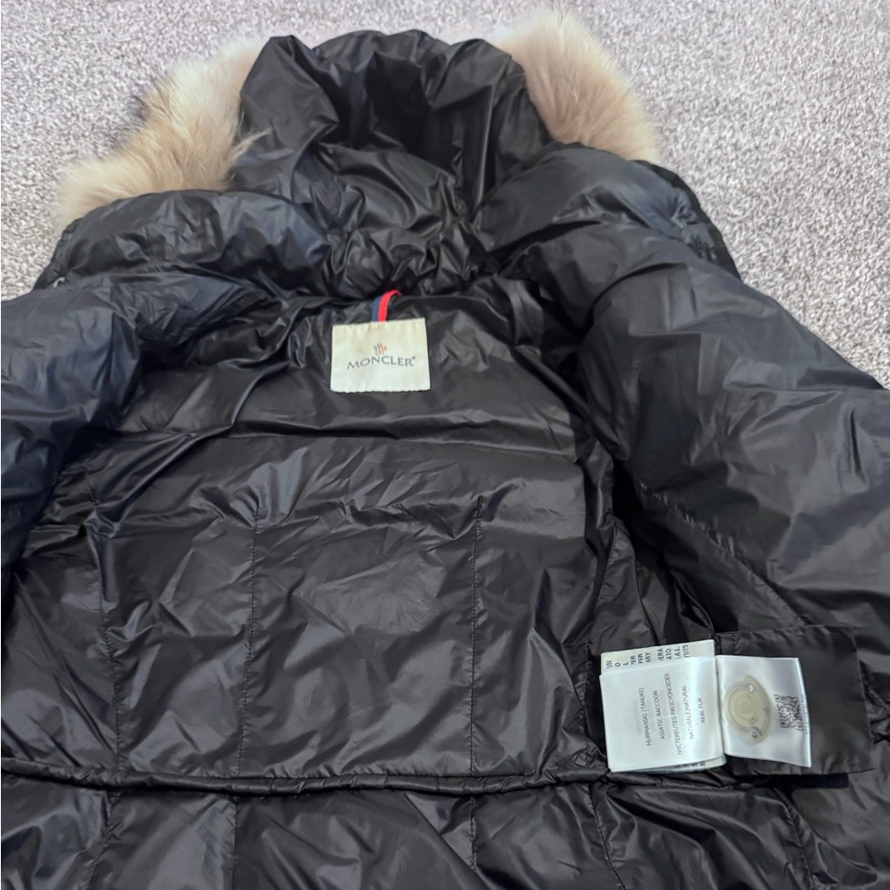 PRISTINE CONDITION 100% AUTHENTIC MONCLER COAT W/… - image 11
